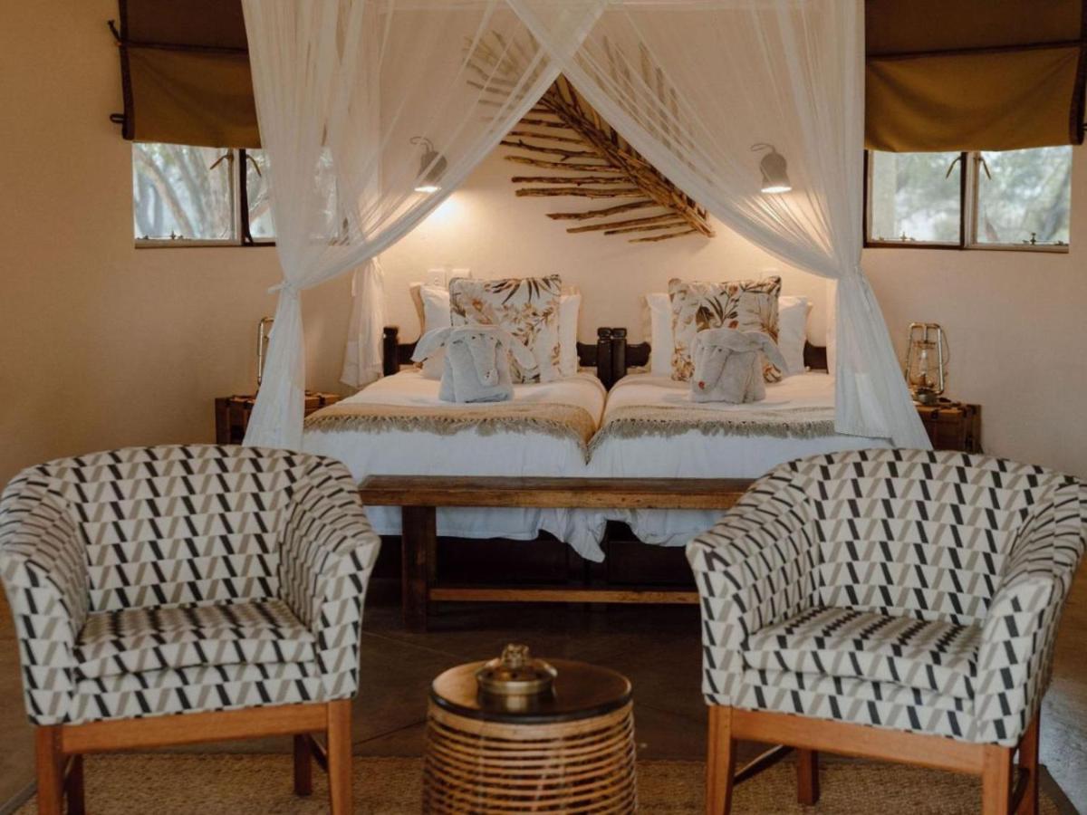 Nyala Safari Lodge โฮดสปรูท ภายนอก รูปภาพ