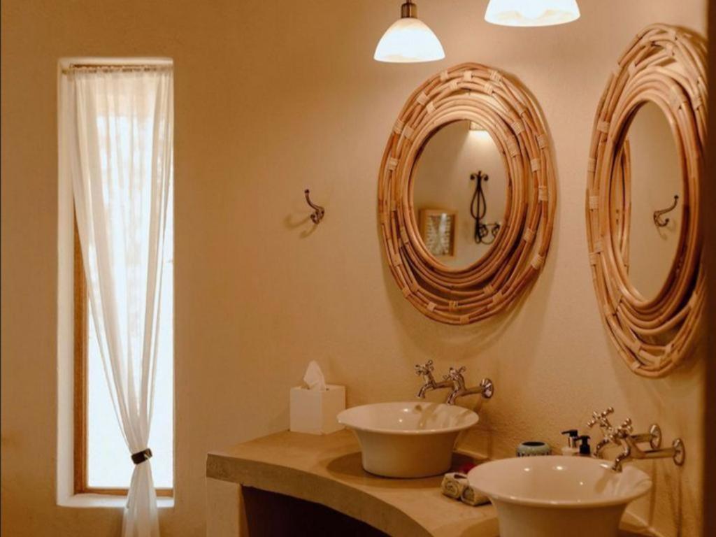 Nyala Safari Lodge โฮดสปรูท ภายนอก รูปภาพ