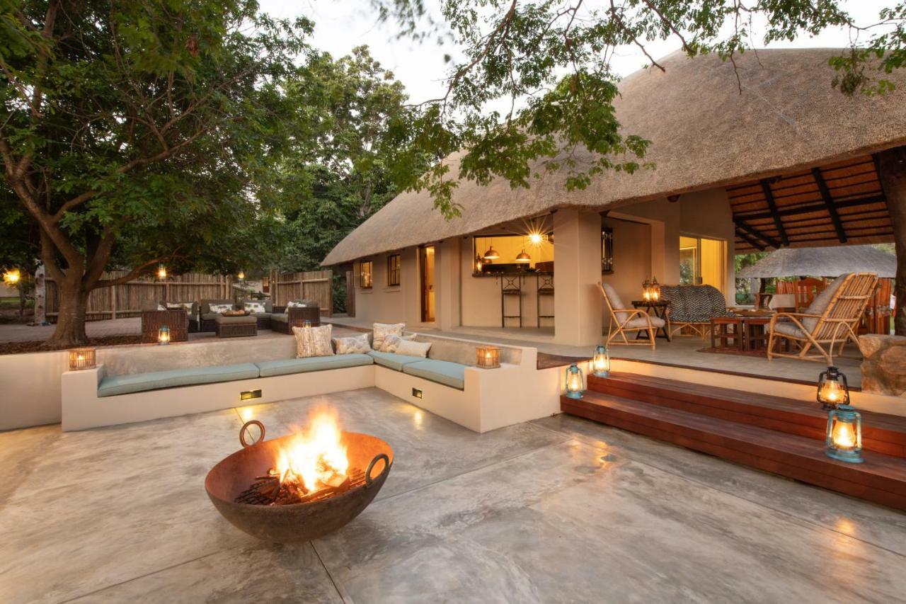 Nyala Safari Lodge โฮดสปรูท ภายนอก รูปภาพ