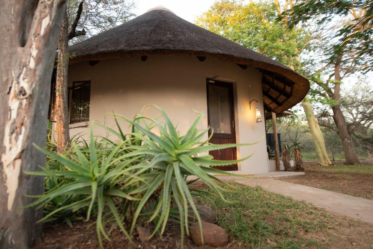 Nyala Safari Lodge โฮดสปรูท ภายนอก รูปภาพ